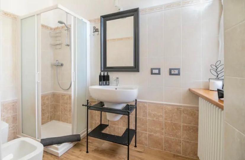B&B La Dolce Casa Lago Di Como Cremia Eksteriør bilde